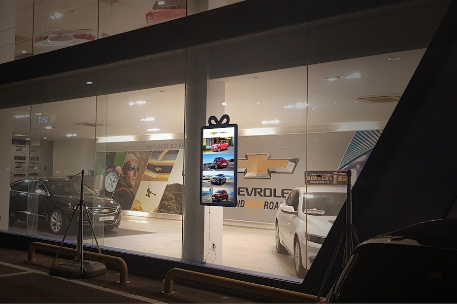 LED Backlit Window Poster Display | Wtalk Pro